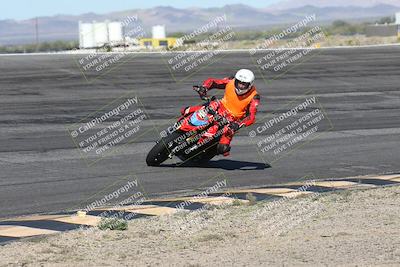 media/Jan-16-2026-CVMA Friday Practice (Fri) [[6f2bf47531]]/4-Racer 3-NRS/Session 3 (Bowl)/